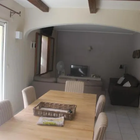 - Le Colombier Holiday home *